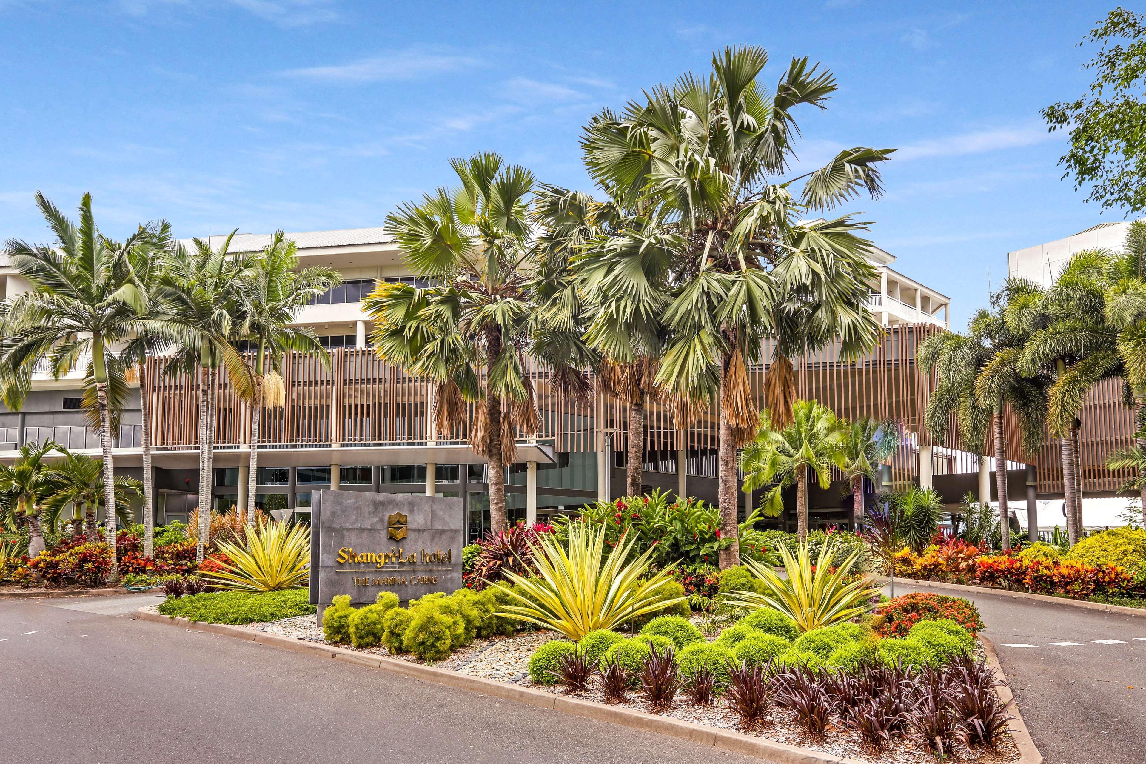 Shangri-La The Marina, Cairns Exterior photo The Village, 2016